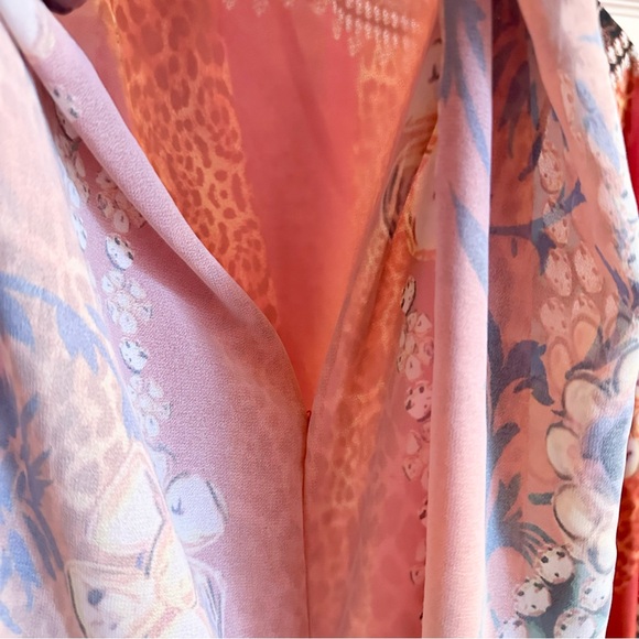 Semi sheer pink sequined poncho top - Picture 7 of 7